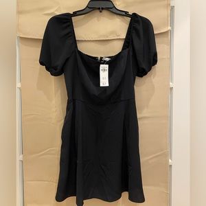 Abercrombie and Fitch Puff Sleeve Dress
